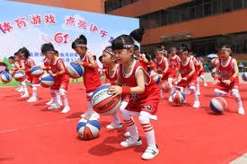 2016年：小熊队夺冠游行人数估计达500万，成为人类史上最大规模集会之一。